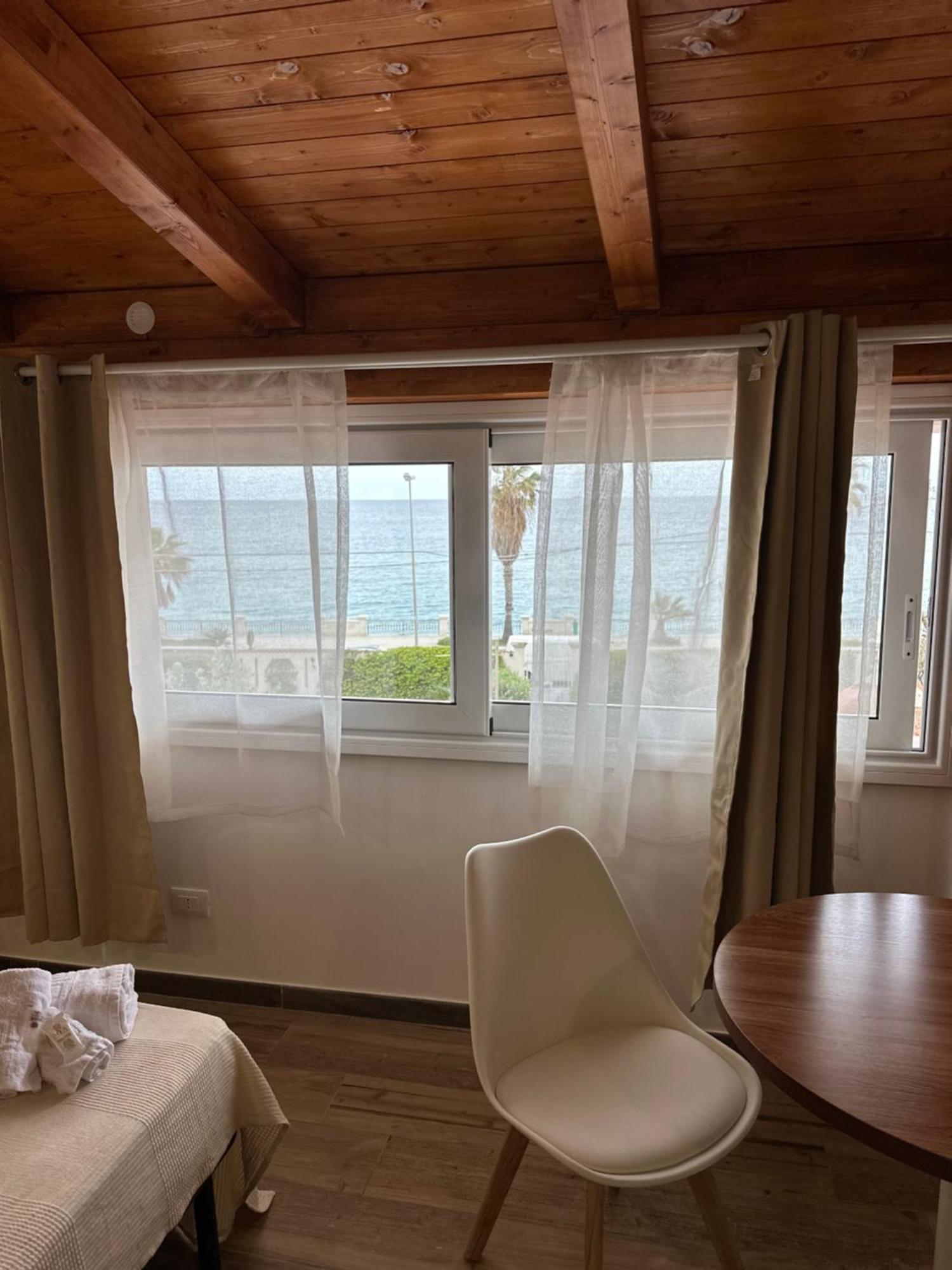 B&B Villa Sul Mare Melito di Porto Salvo Kültér fotó